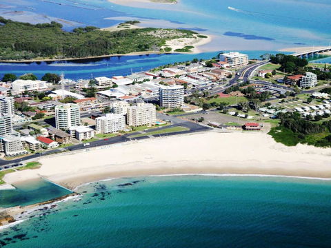 Hibiscus Court 3 Forster Main Beach! - Accommodation NSW 2