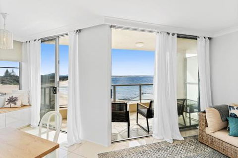 Beachpoint Unit 503 28 North Street Forster - Accommodation NSW 4