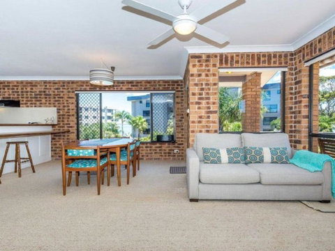 COLUMBIA VIEWS 2 / 9 COLUMBIA CLOSE AIRCON WIFI NETFLIX VIEWS & BOAT PARKING - Accommodation NSW 2