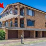 COLUMBIA VIEWS 2 / 9 COLUMBIA CLOSE AIRCON WIFI NETFLIX VIEWS & BOAT PARKING - Accommodation NSW 0