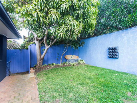 Easy Living At 14 Daphne Street - Accommodation NSW 4