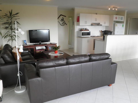The Haven Island Beach - Accommodation NSW 4