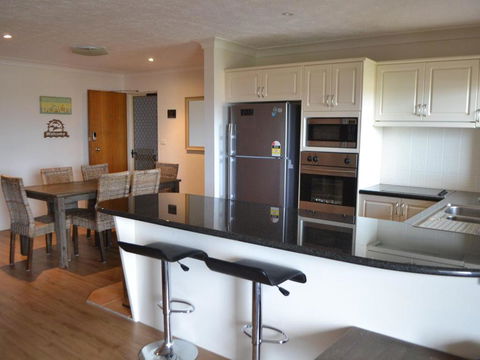 Champagne Court 10 - Accommodation NSW 6