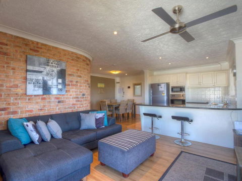 Champagne Court 10 - Accommodation NSW 5