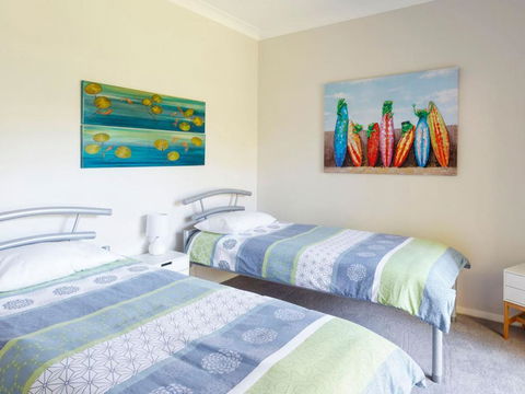 One Street From Main Beach - Accommodation NSW 1