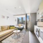 A Charming Studio With Stunning City Views - Accommodation NSW 0