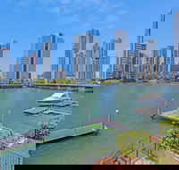 Luxury Waterfront with Outdoor Spa - Accommodation NSW