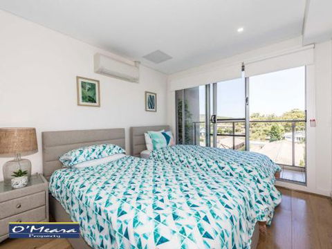 303 The Shoal 4 8 Bullecourt Street Air Conditioning WIFI Netflix Views Linen & Lift - Accommodation NSW 3