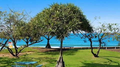 Kings Beach Ocean Front Views Private Balcony Overlooking Kings Beach - Accommodation NSW 5