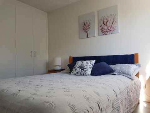 Kings Beach Ocean Front Views Private Balcony Overlooking Kings Beach - Accommodation NSW 6
