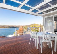 Home on the Water 21 Evans St. Lake Conjola - Accommodation NSW