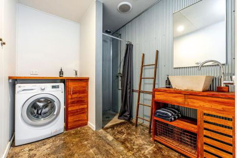 SUNSET BEACH SHACK On SURF - Accommodation NSW 1