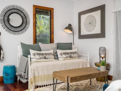 Black Beauty Studio - Accommodation NSW 3