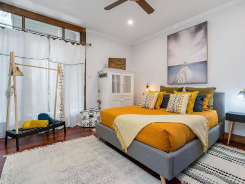 Black Beauty Studio - Accommodation NSW 4