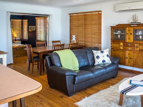 90 OCEANS EDGE Gerroa 4pm Check Out Sundays - Accommodation NSW 1
