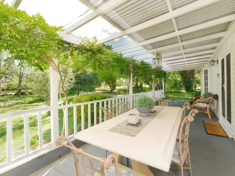 Redwood Cottage Burradoo Getaway Southern Highlands 4pm Check Out Sunday - Accommodation NSW 1