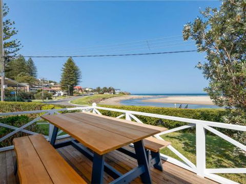 THE BEACH HOUSE Gerroa 4pm Check Out Sundays - Accommodation NSW 4