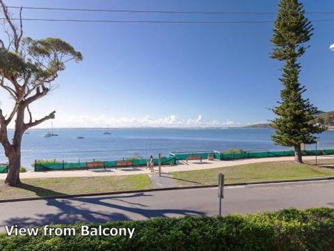 2 Shoal Towers 11 Shoal Bay Rd Across The Road To Beautiful Shoal Bay Beach - Accommodation NSW 1