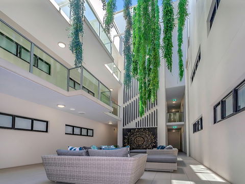Apartment Near City On Lake 3 - Accommodation NSW 3