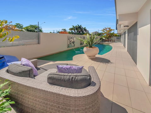 Apartment Near City On Lake 3 - Accommodation NSW 2