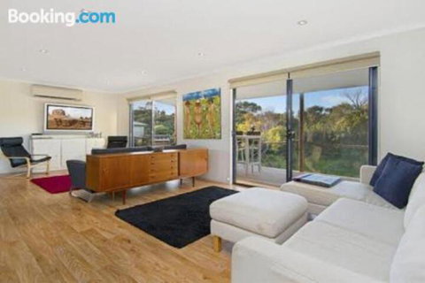 A One One Two At Island Beach - Accommodation NSW 3