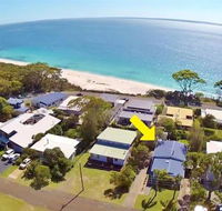 Bimbimbie at Hyams Beach 4pm Check Out Sundays - Accommodation NSW