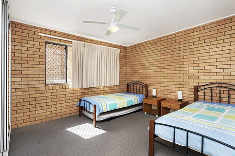 Ground Floor Air Conditioned Fabulous Waterviews Overlooking Pumicestone Passage - Accommodation NSW 4