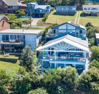 NANNY  POPPYS BEACH HOUSE Gerroa 4pm check out Sundays - Accommodation NSW