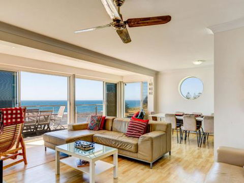PENZANCE Gerroa Beachfront To Shelley Beach & 4pm Check Out Sundays - Accommodation NSW 1