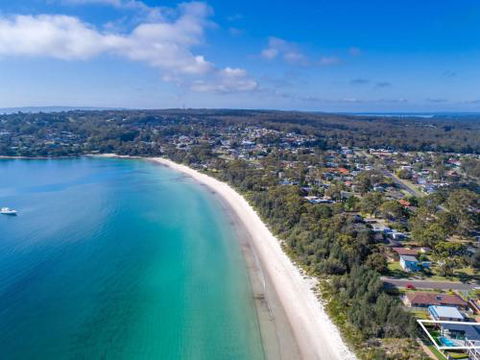 Vukeville Beachfront Luxury With Pool 4pm Check Out Sundays - Accommodation NSW 4