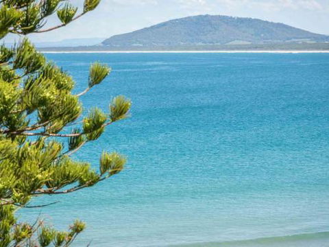 CARMELONE Gerroa 4pm Check Out On Sundays - Accommodation NSW 2