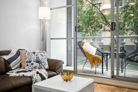 A Bright & Stylish Studio Next To Darling Harbour - Accommodation NSW 6