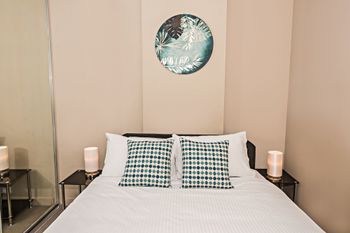 Executive Stay - Accommodation NSW 4