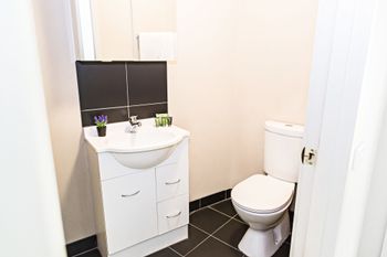 Executive Stay - Accommodation NSW 5