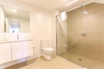 Spacious Apartment At Waitara - Accommodation NSW 1