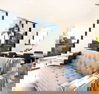 STAYCO Serviced Apartments - Crows Nest - Accommodation NSW