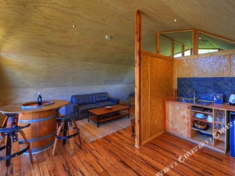 Bruny Island Accommodation 43 Degrees Beachside Studio Spa Apartments (1) - Accommodation NSW 6