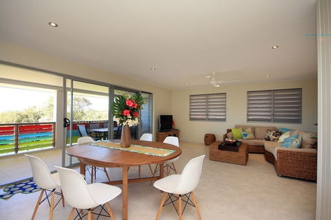 Lorikeet 1 - Accommodation NSW 5