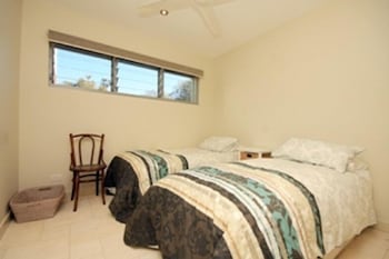 Lorikeet 2 - Accommodation NSW 1