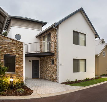 Forte Capeview Apartments - Accommodation NSW 2