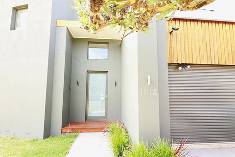 Break Point - Accommodation NSW 0