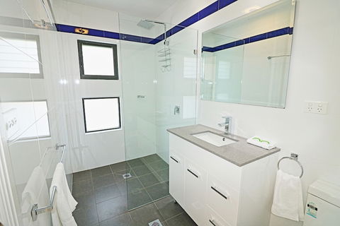 Break Point - Accommodation NSW 3