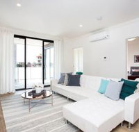 Designer Executive Apartment  Parking near Train - Accommodation NSW