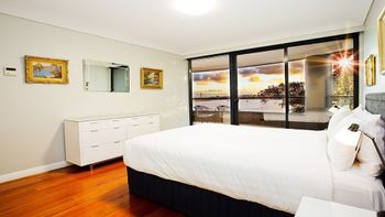 The Apartment Service NCLIF - Accommodation NSW 4