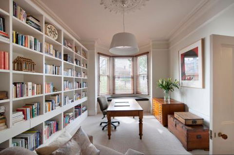 Library House - Accommodation NSW 4