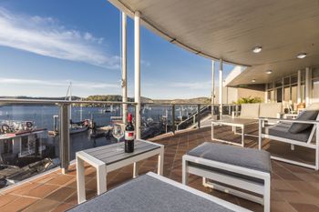 3 Bedroom Waterfront Penthouse On The Hawkesbury - Accommodation NSW 6