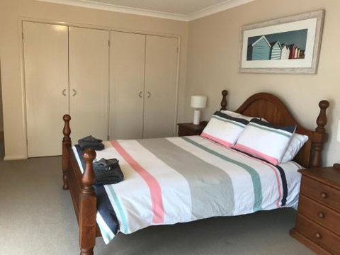 DAY DREAMING On DONLAN - Accommodation NSW 3