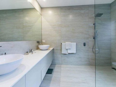 Azure Oasis - Accommodation NSW 7