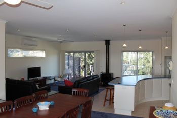 Redrocks Retreat - Accommodation NSW 3