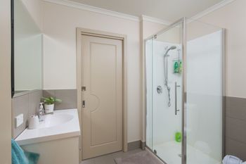 The Executive B & B - Accommodation NSW 6